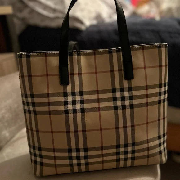 Burberry Medium Hand bag - Picture 8 of 11
